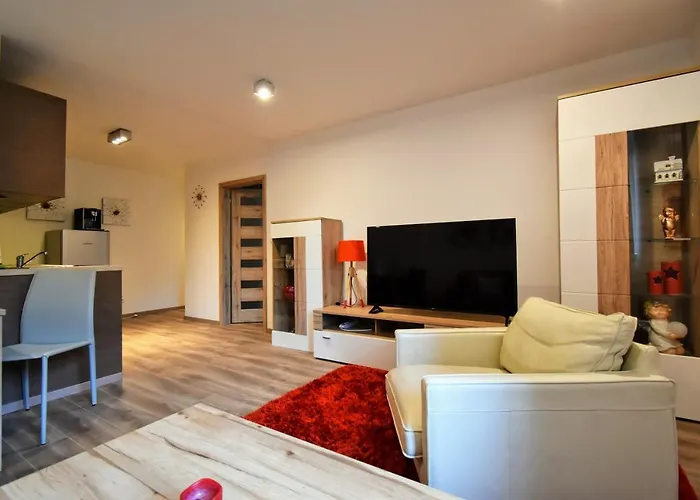 Dalibor Ii With Private Entrance And Private Garage Apartment Spindleruv Mlyn